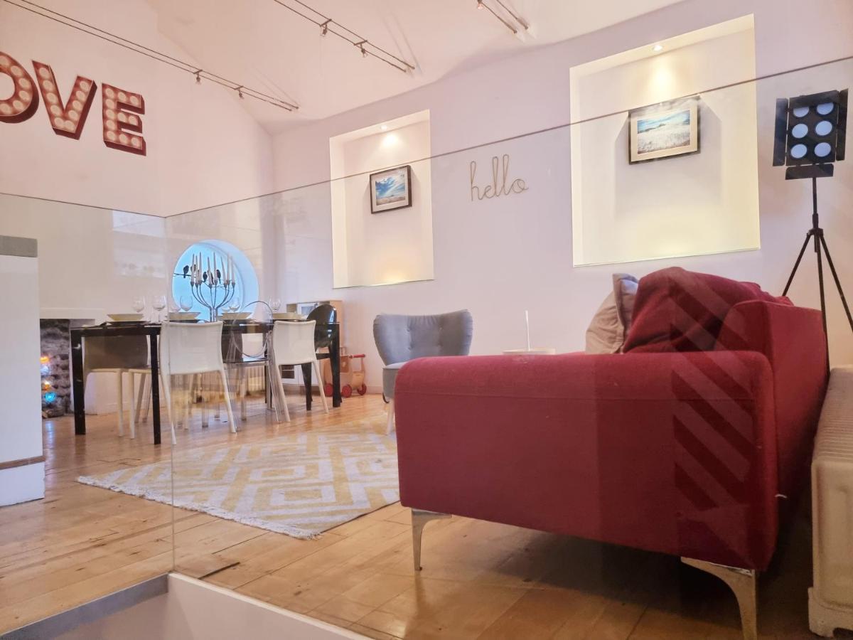 Quirky Seaside Family Cottage Walk To The Waves! Brighton Eksteriør billede