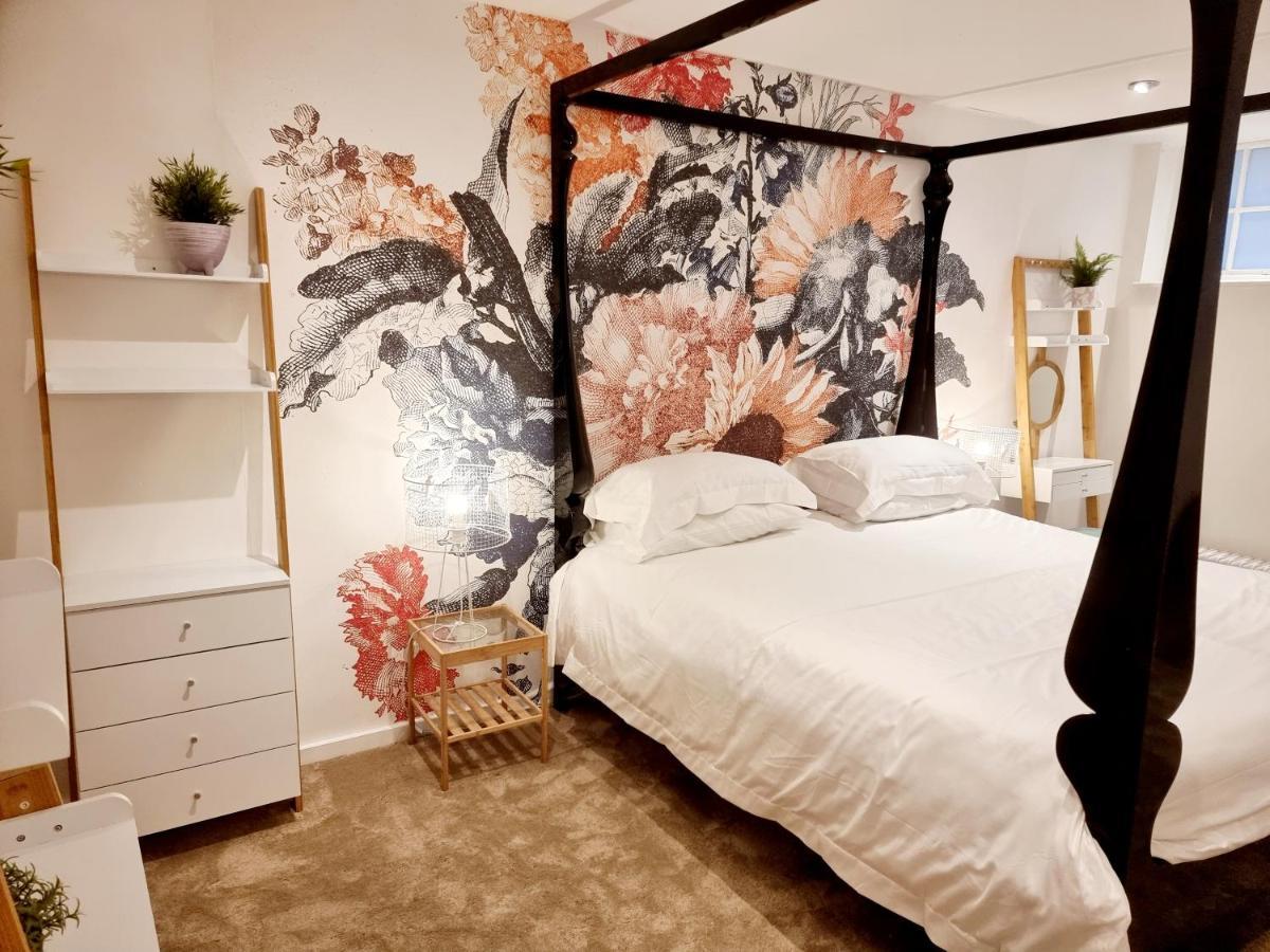 Quirky Seaside Family Cottage Walk To The Waves! Brighton Eksteriør billede